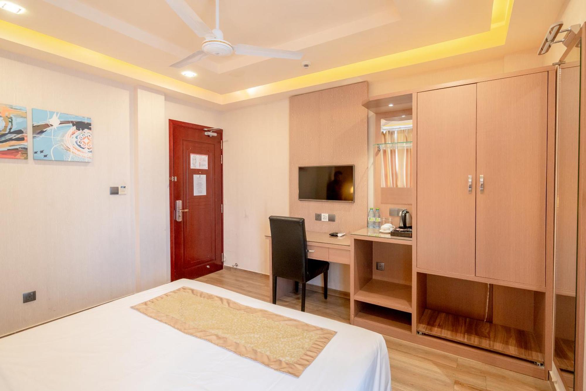 Three Inn Hulhumale Exterior foto