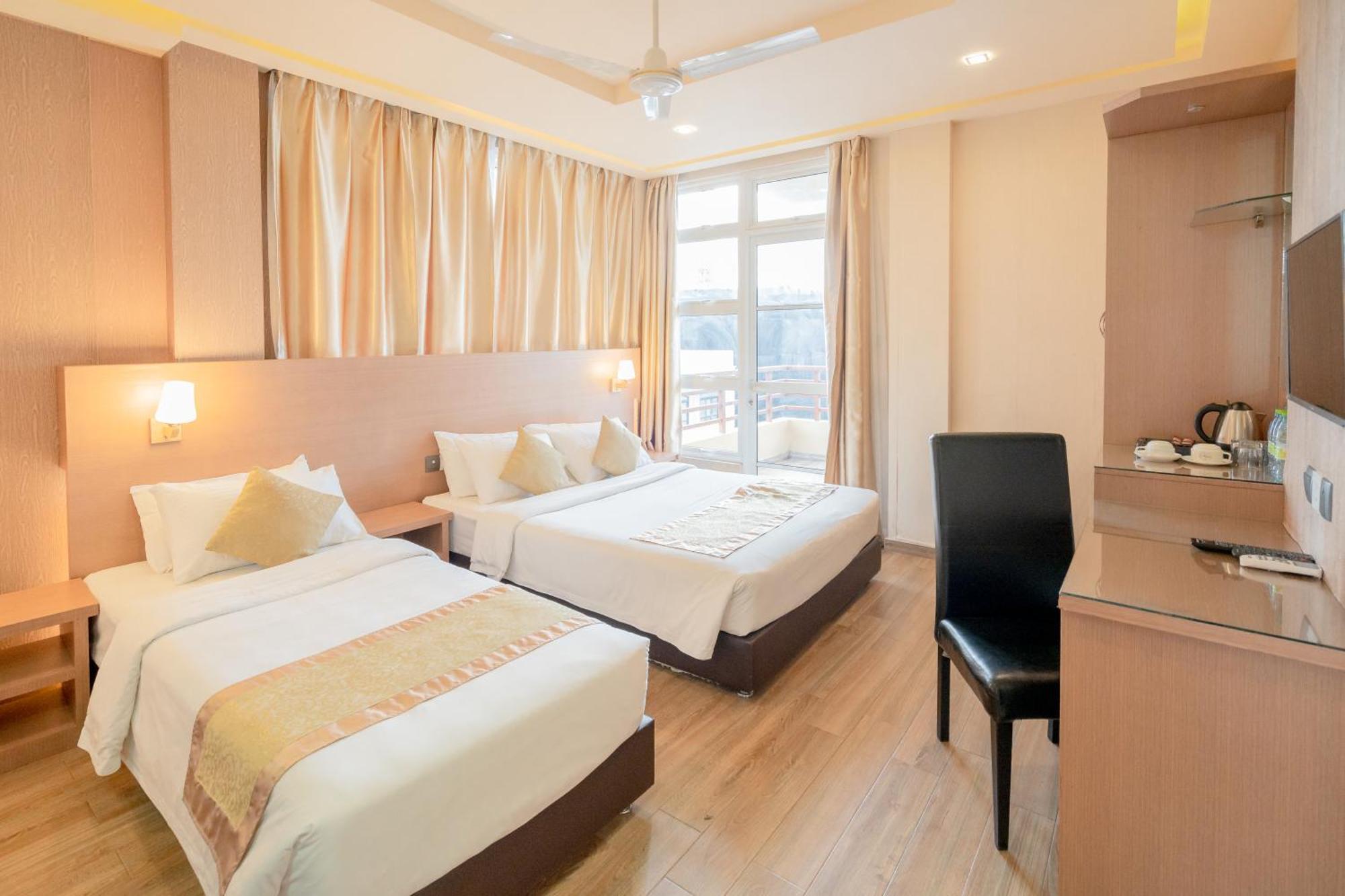 Three Inn Hulhumale Exterior foto